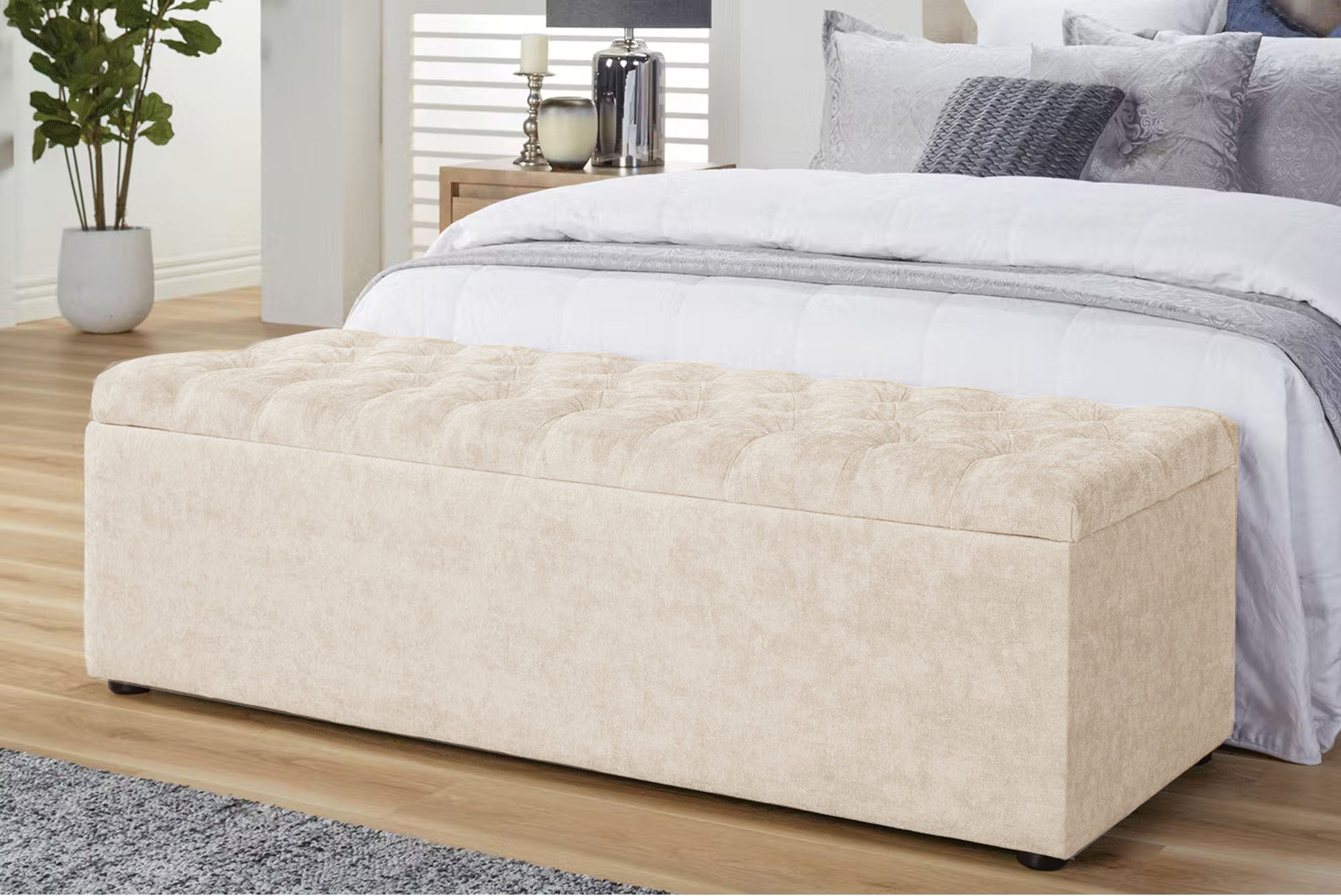 Chesterfield Ottoman Storage Box in Naples Velvet