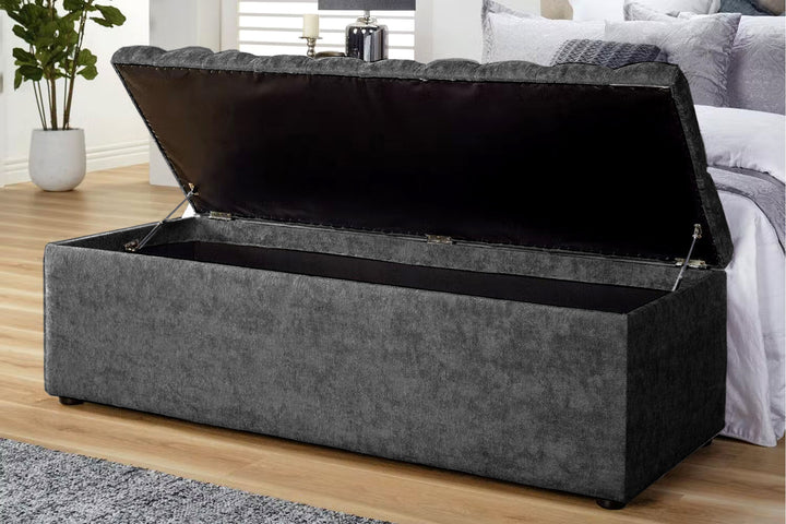 Chesterfield Ottoman Storage Box in Naples Velvet