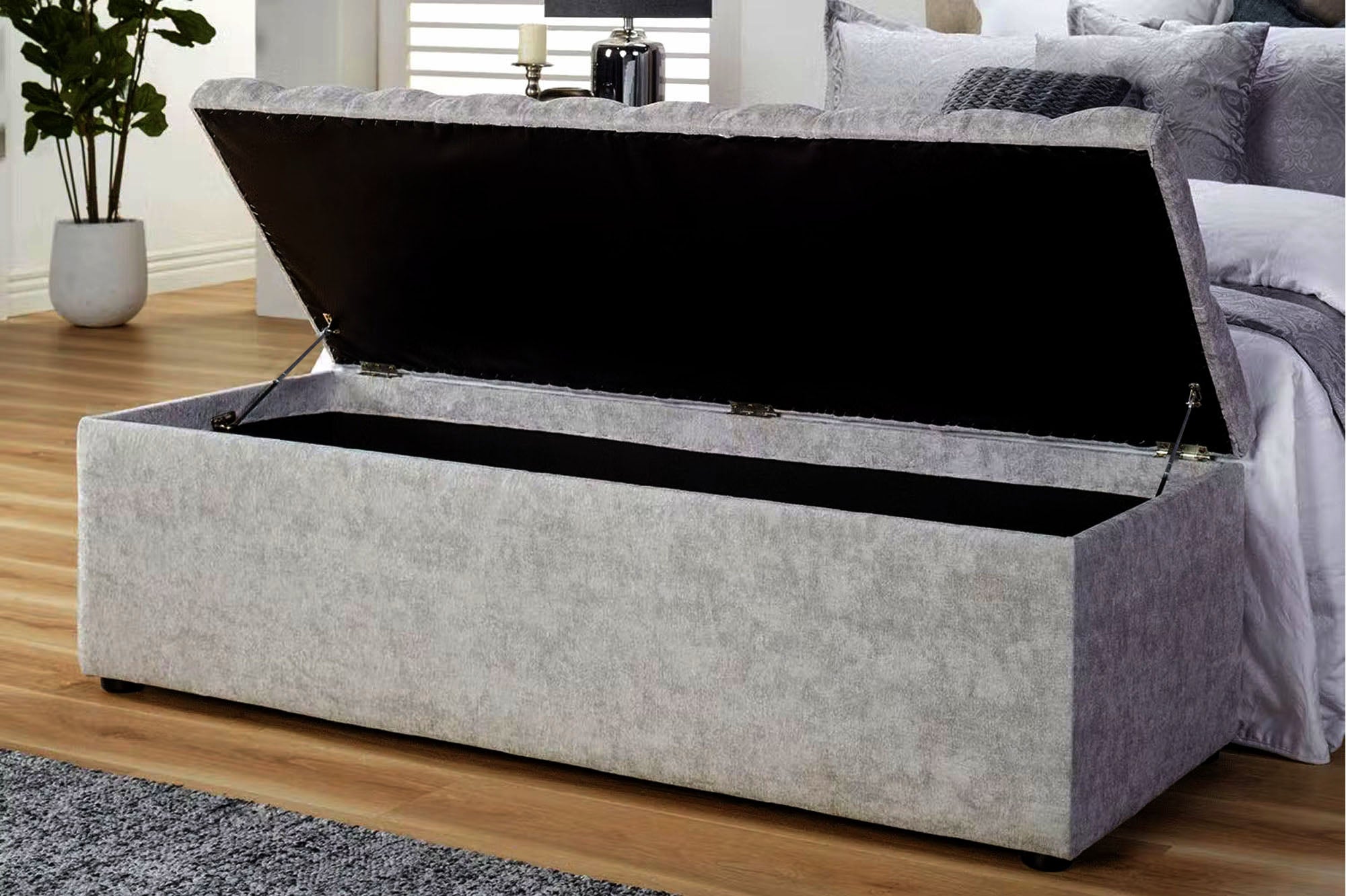 Chesterfield Ottoman Storage Box in Naples Velvet